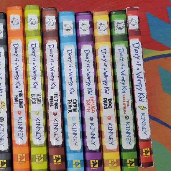 diary of a wimpy kid and minecraft books lot bundle - Picture 5 of 6